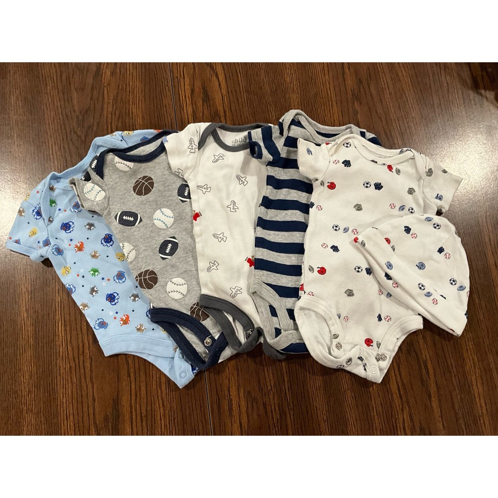 LOT OF 5 NEWBORN ONSIES + bonus hat